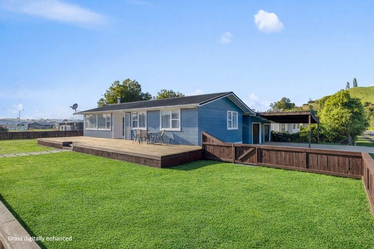 Photo of property in 1 Jordan Place, Tirau, 3410