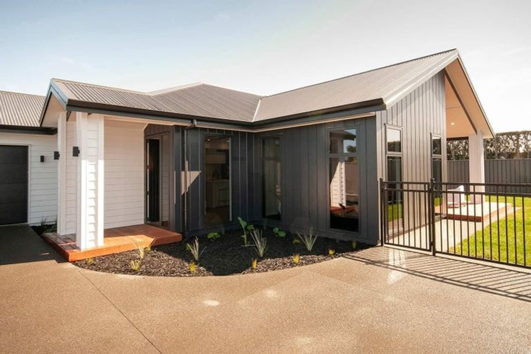 Photo of property in 31 Wai Whatu Street, Meeanee, Napier, 4110
