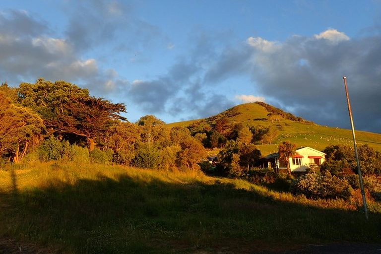 Photo of property in 228 Harington Point Road, Lower Portobello, Dunedin, 9077