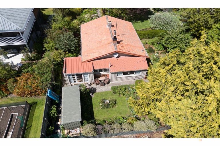 Photo of property in 4 Exeter Street, Waimate, 7924