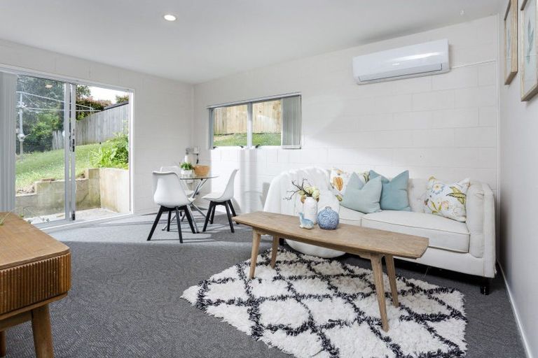 Photo of property in 1 Phillipa Place, Browns Bay, Auckland, 0630