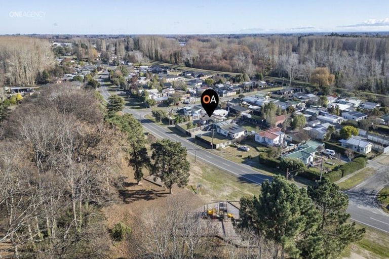 Photo of property in 143 Kainga Road, Kainga, Christchurch, 8083