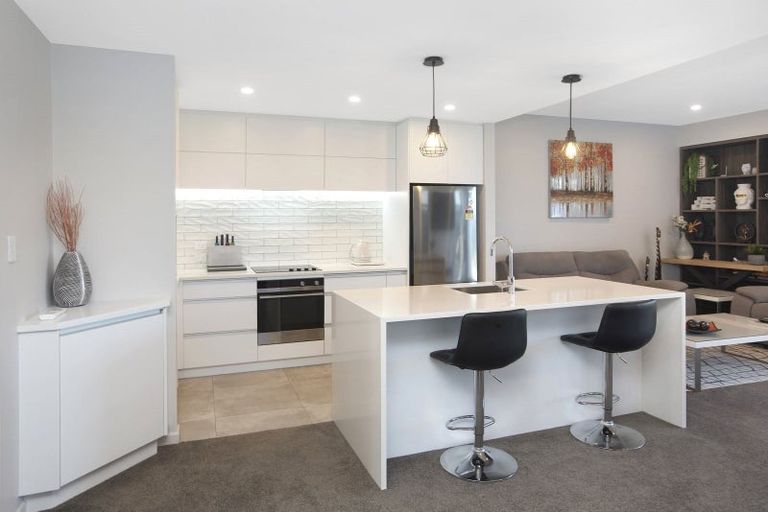 Photo of property in 16 Glen Rosa Lane, Broomfield, Christchurch, 8042