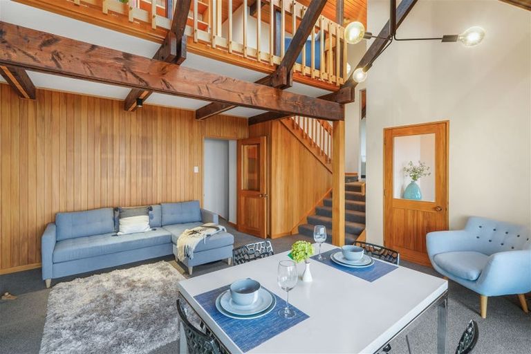 Photo of property in 202b Mount Pleasant Road, Mount Pleasant, Christchurch, 8081