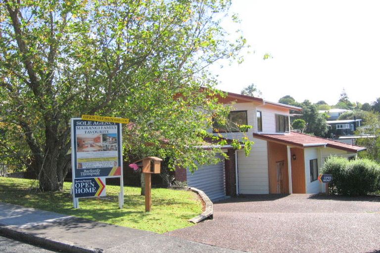 Photo of property in 59 Newhaven Terrace, Mairangi Bay, Auckland, 0630