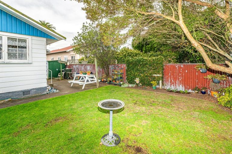 Photo of property in 35d Gonville Avenue, Gonville, Whanganui, 4501