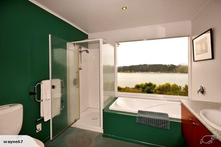 Photo of property in 67 Grafton Road, Roseneath, Wellington, 6011