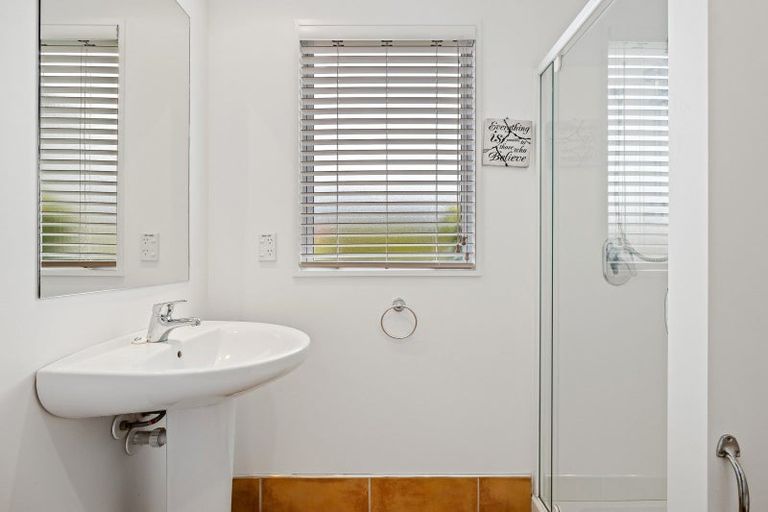 Photo of property in 63a Chesterfield Mews, Russley, Christchurch, 8042