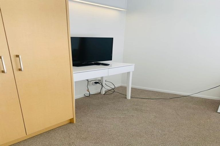 Photo of property in Twin Towers, 513/17 Putney Way, Manukau, Auckland, 2104