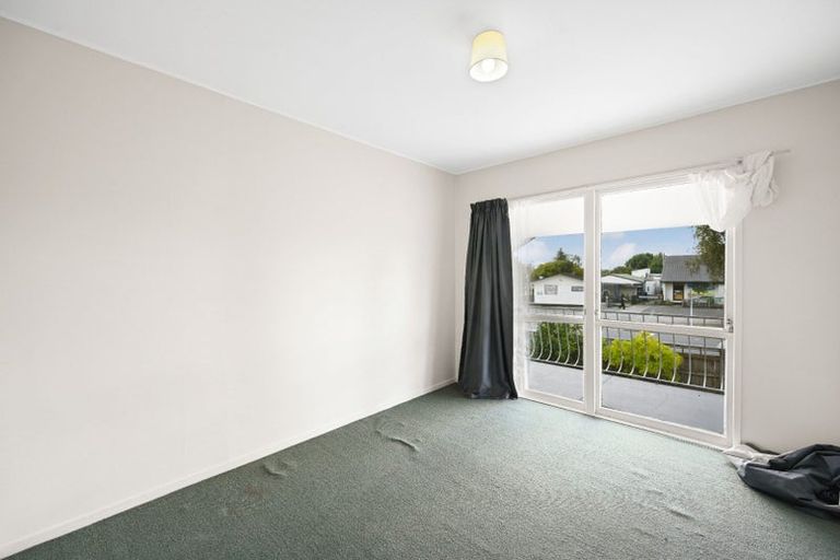 Photo of property in 2 Cullimore Street, Pukete, Hamilton, 3200