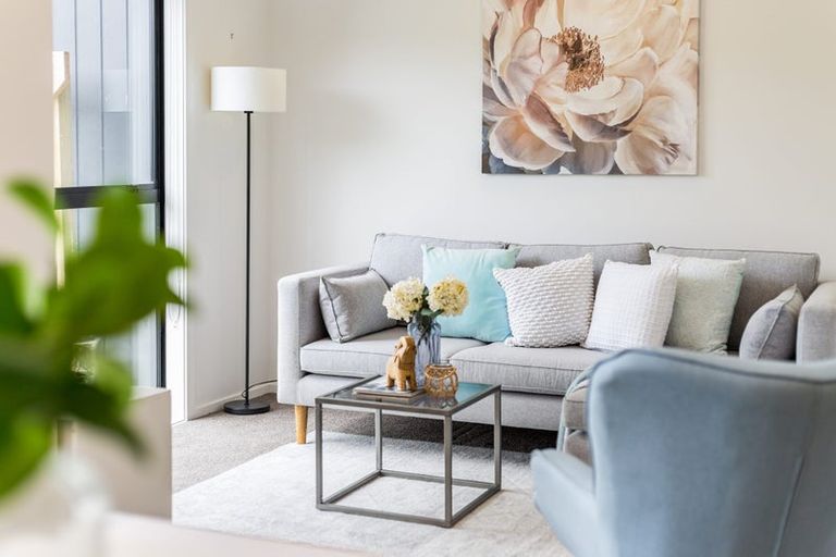 Photo of property in 40 Koreke Close, Kenepuru, Porirua, 5022