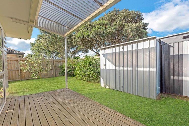 Photo of property in 2 Cathcart Close, Pukekohe, 2120