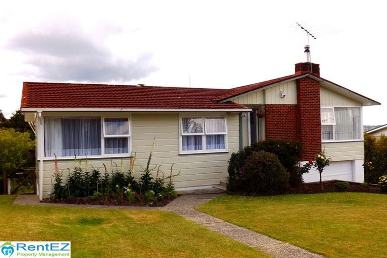 Photo of property in 36 Marlborough Avenue, Glenfield, Auckland, 0629