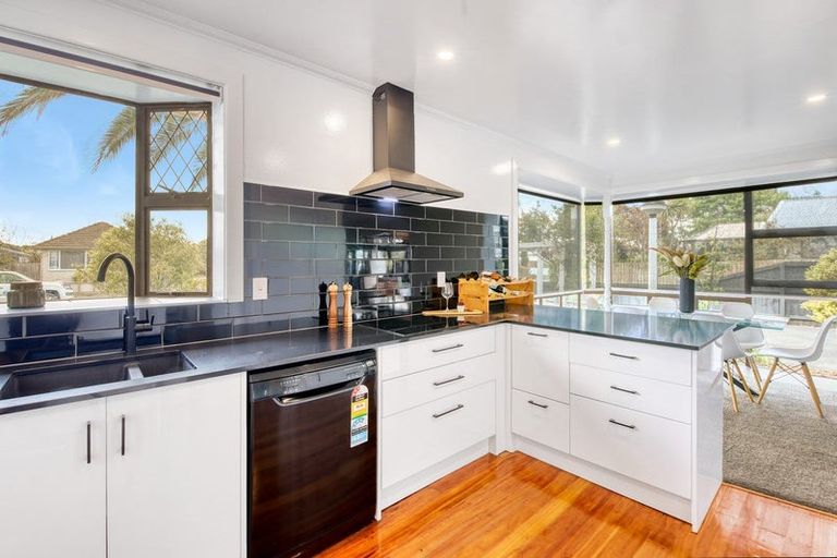 Photo of property in 116 Effingham Street, North New Brighton, Christchurch, 8083