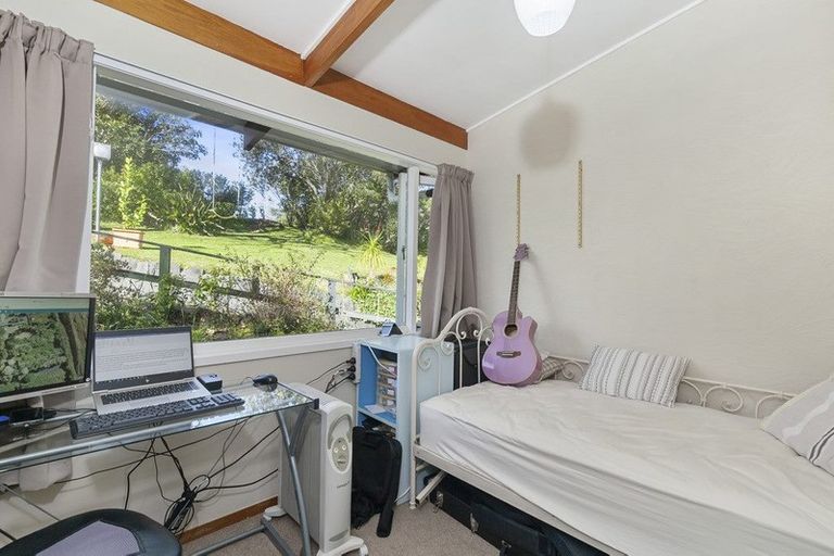Photo of property in 100 Schnapper Rock Road, Schnapper Rock, Auckland, 0632