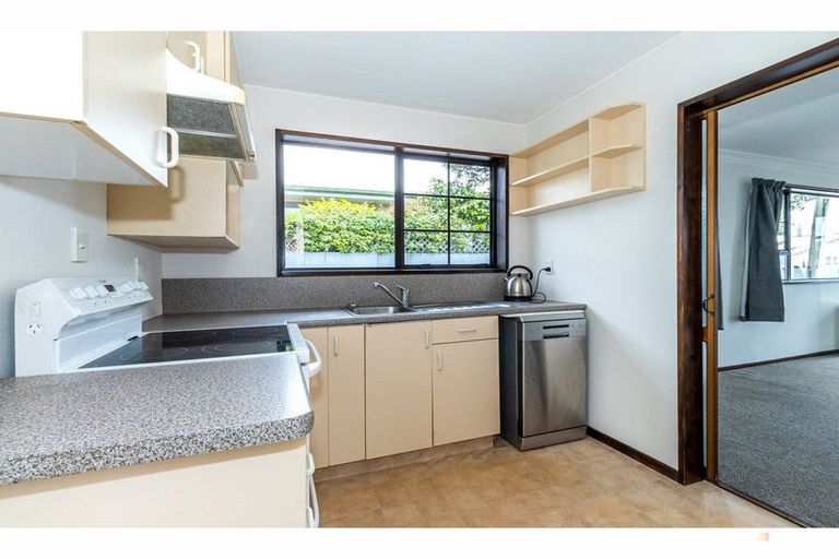 Photo of property in 2/124 Gleniti Road, Gleniti, Timaru, 7910