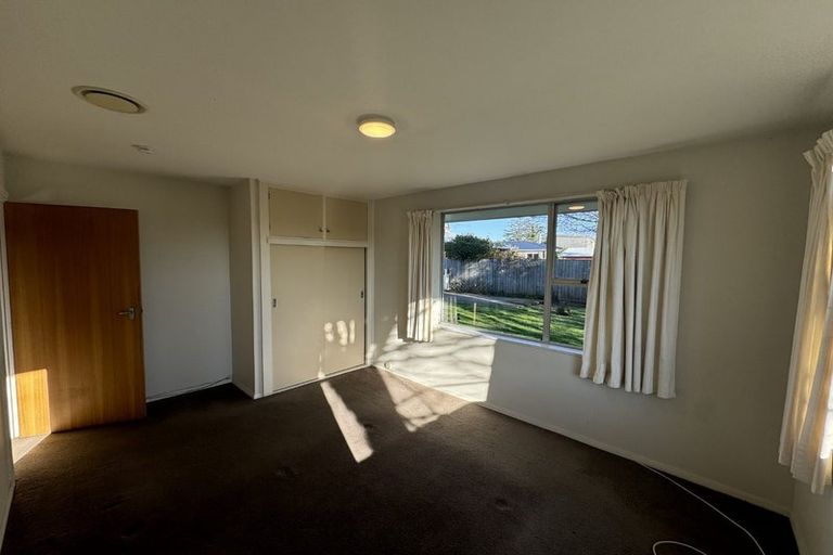 Photo of property in 1/338 Wairakei Road, Burnside, Christchurch, 8053