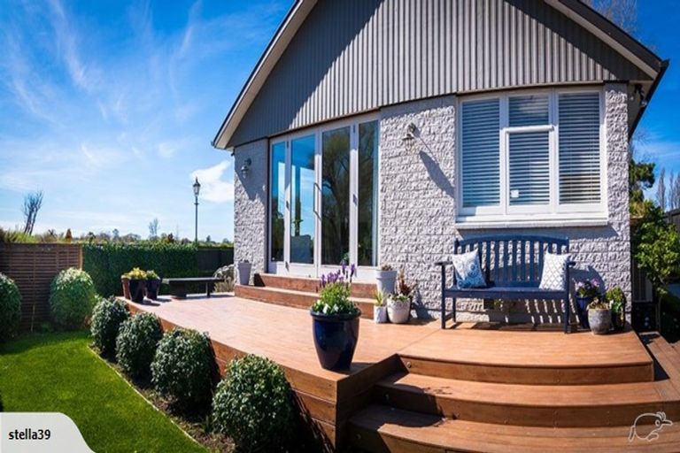 Photo of property in 1 Tompkins Lane, Burwood, Christchurch, 8061