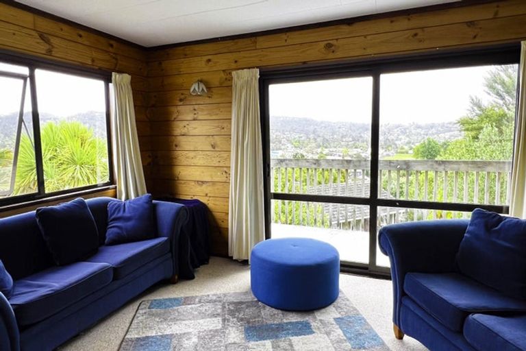 Photo of property in 17a Scotstoun Place, Glen Eden, Auckland, 0602