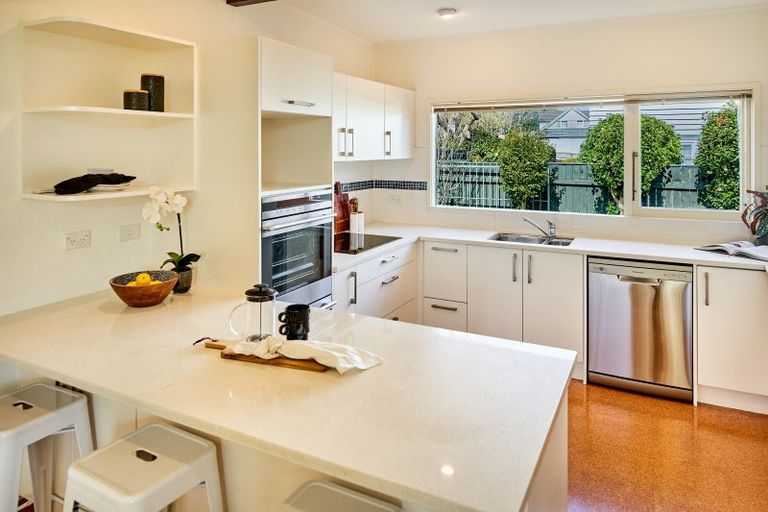 Photo of property in 337a Waterloo Road, Waterloo, Lower Hutt, 5011