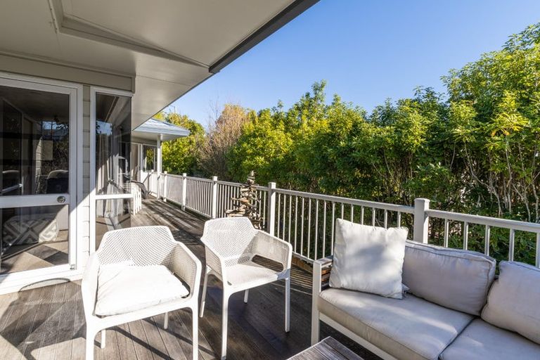 Photo of property in 31 Busby Hill, Havelock North, 4130