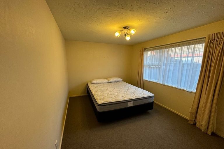 Photo of property in 1/3 Cottesmore Close, Burnside, Christchurch, 8053