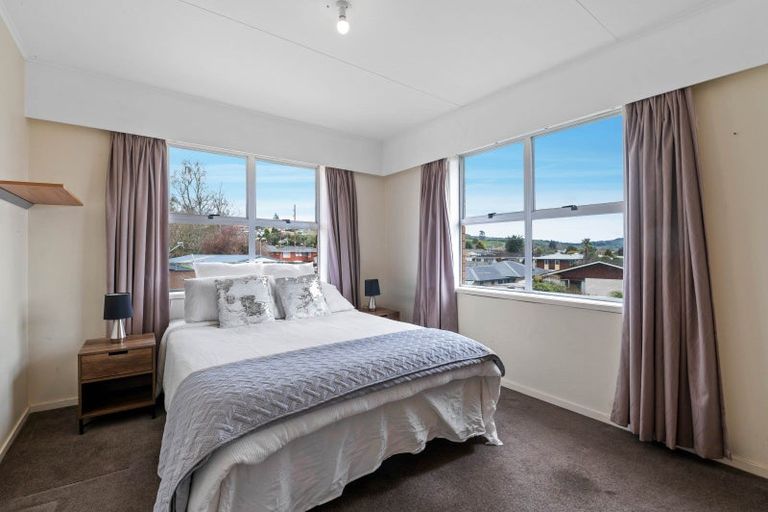 Photo of property in 18 Luxor Place, Pomare, Rotorua, 3015