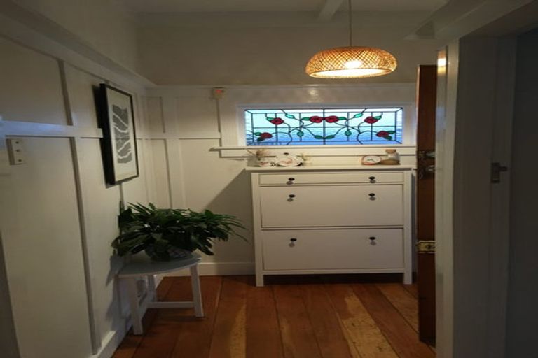 Photo of property in 1/7 Nile Road, Milford, Auckland, 0620