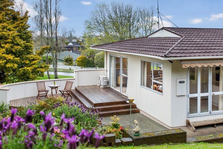 Photo of property in 5 Jeanette Place, Mairangi Bay, Auckland, 0630