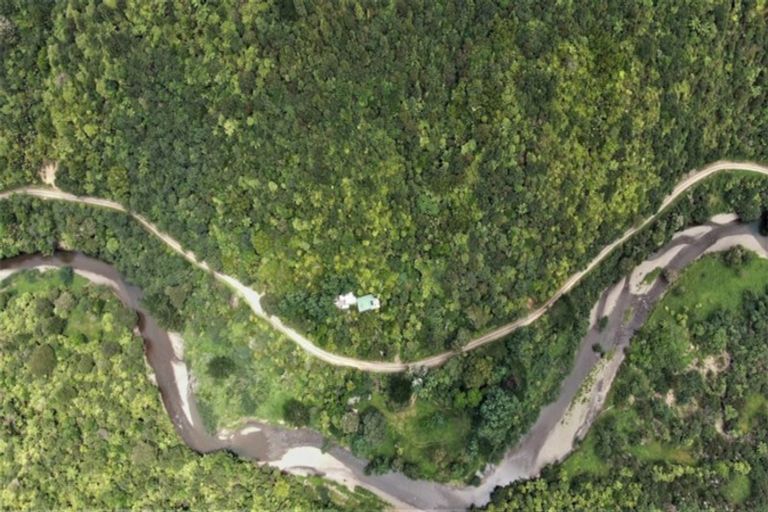 Photo of property in 570 Tutaetoko Road, Toatoa, Opotiki, 3197