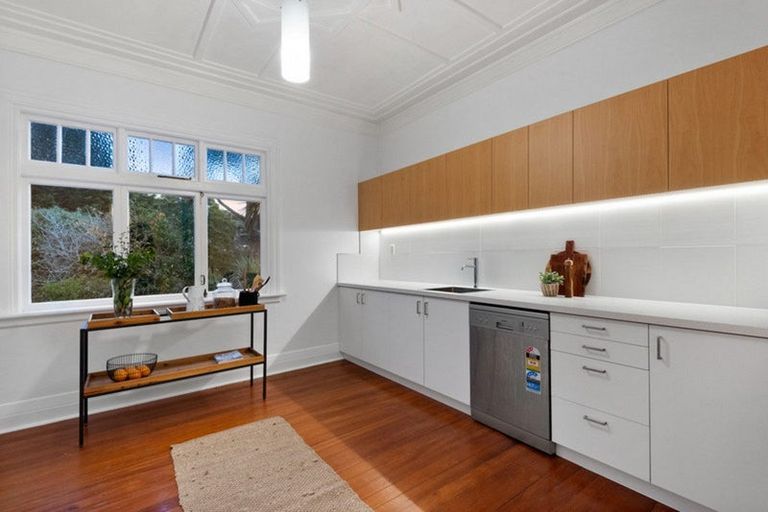 Photo of property in 13 Marion Street, Macandrew Bay, Dunedin, 9014