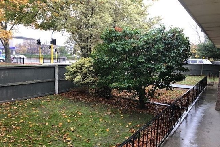 Photo of property in 98 Bealey Avenue, Christchurch Central, Christchurch, 8013