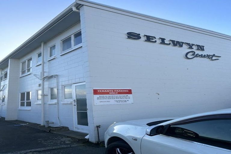 Photo of property in 2/37 Selwyn Street, Tauranga, 3110