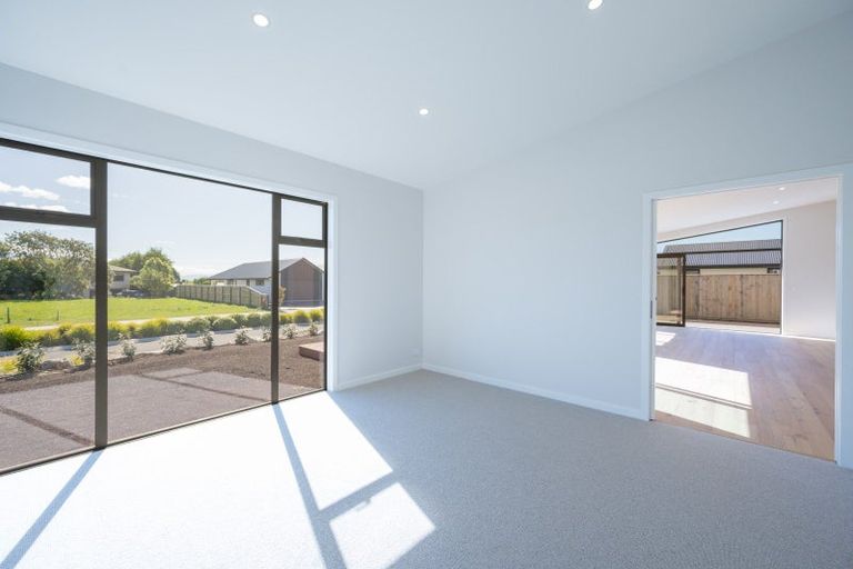 Photo of property in 38 Greenway Crescent, Hope, Richmond, 7020