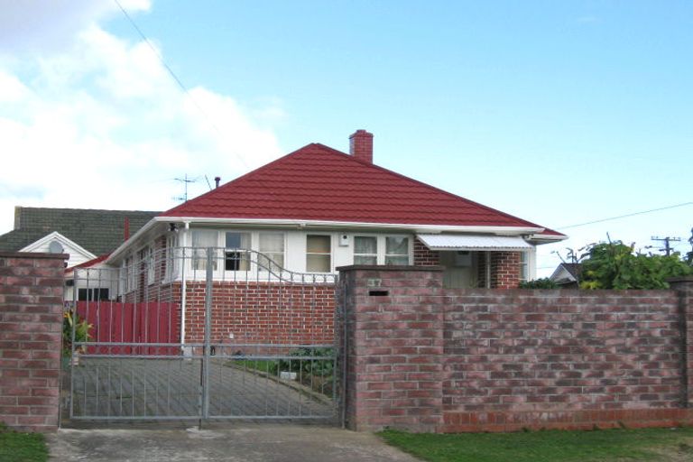 Photo of property in 37 Stellin Street, Boulcott, Lower Hutt, 5011