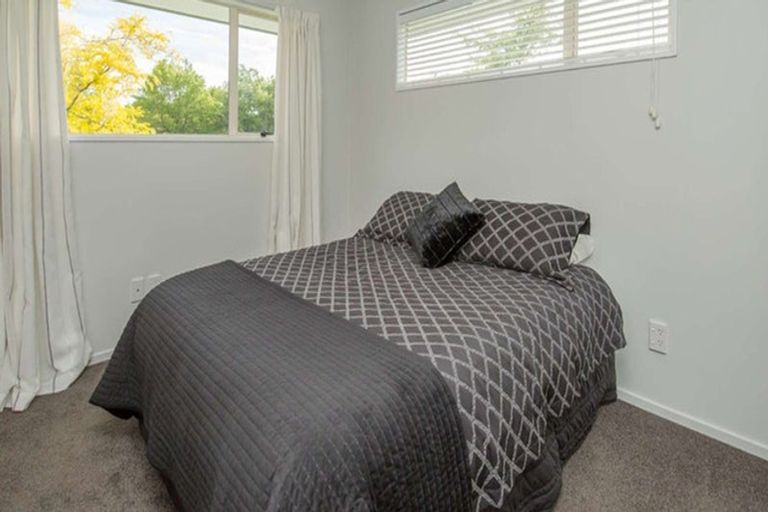 Photo of property in 6b Kelson Lane, Ilam, Christchurch, 8041