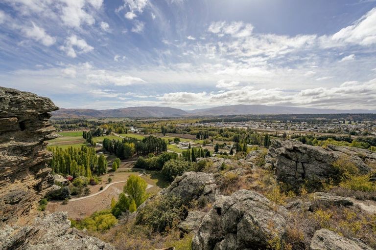 Photo of property in 28 Lanes Road, Bridge Hill, Alexandra, 9320