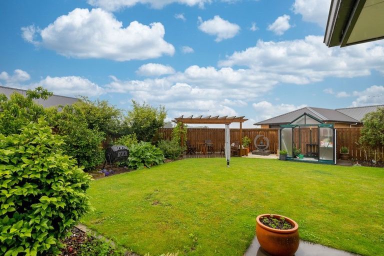 Photo of property in 18 Feist Street, Carterton, 5713