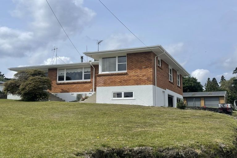 Photo of property in 384 Welcome Bay Road, Welcome Bay, Tauranga, 3175