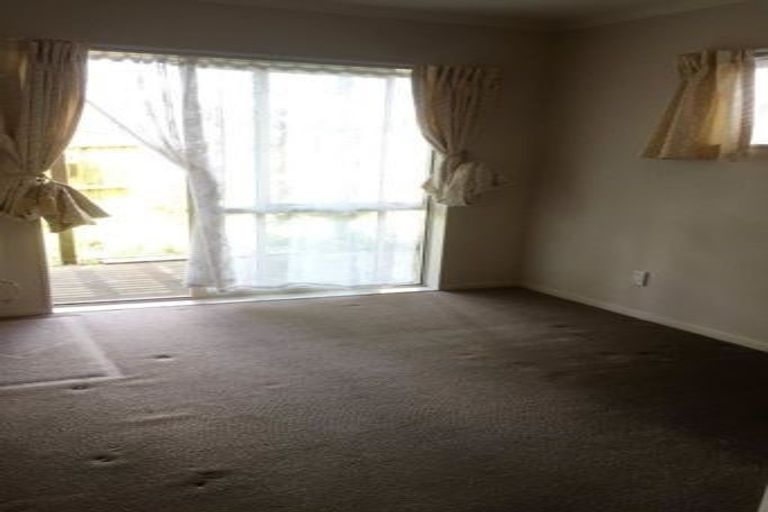 Photo of property in 65a Rodney Street, Howick, Auckland, 2014