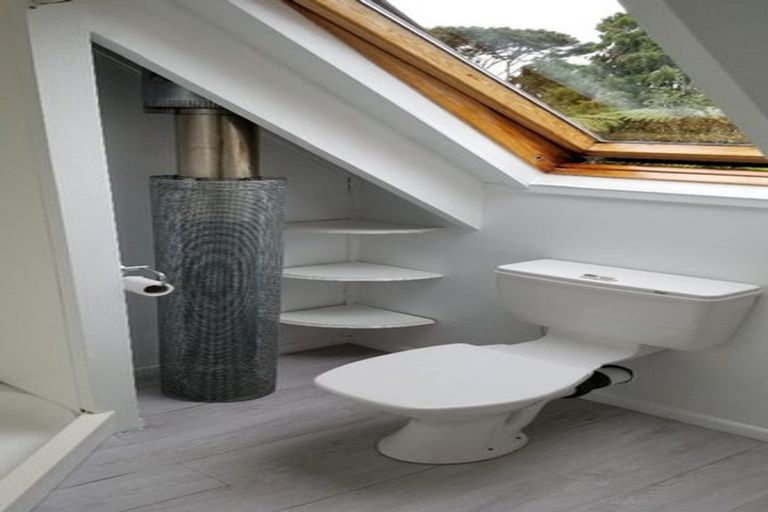 Photo of property in 48 Turanga Road, Henderson Valley, Auckland, 0612