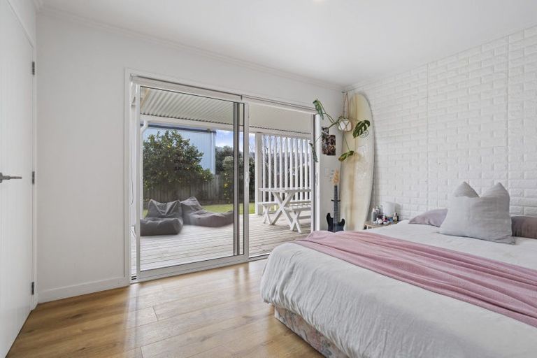 Photo of property in 246 Onemana Drive, Onemana, Whangamata, 3691