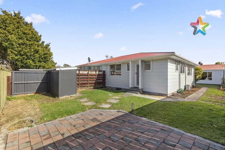 Photo of property in 49 Seddon Street, Wallaceville, Upper Hutt, 5018