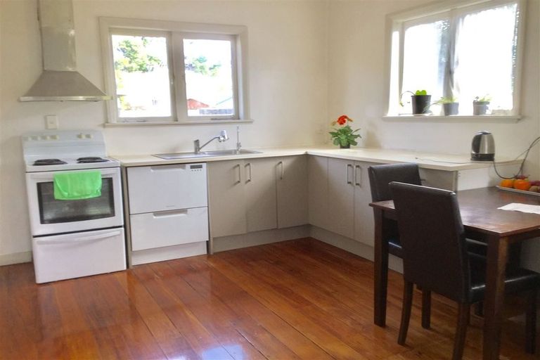 Photo of property in 139 Portage Road, New Lynn, Auckland, 0600