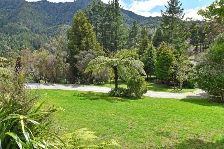Photo of property in 1522d Akatarawa Road, Akatarawa Valley, Upper Hutt, 5372