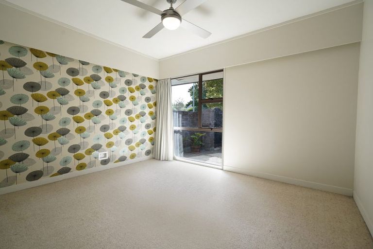 Photo of property in 18a Montgomery Terrace, Hokowhitu, Palmerston North, 4410