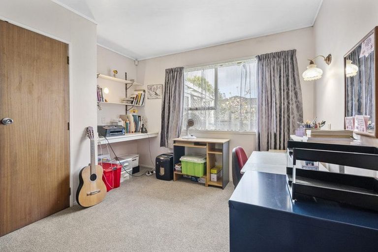 Photo of property in 30 Colum Place, Bucklands Beach, Auckland, 2014