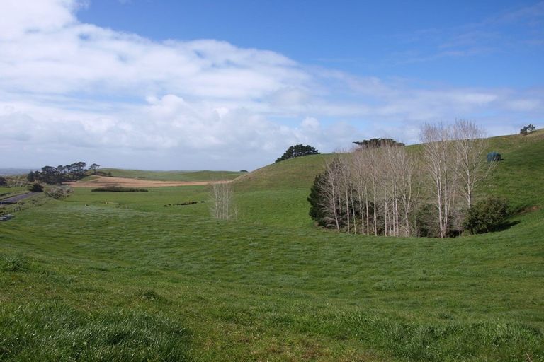 Photo of property in 343 Kaihau Road, Karioitahi, Waiuku, 2683