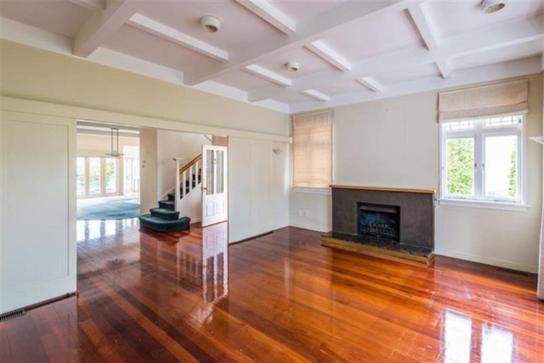 Photo of property in 9 Clarence Road, Northcote Point, Auckland, 0627
