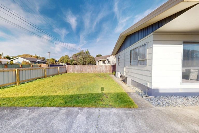 Photo of property in 113a Cornfoot Street, Castlecliff, Whanganui, 4501